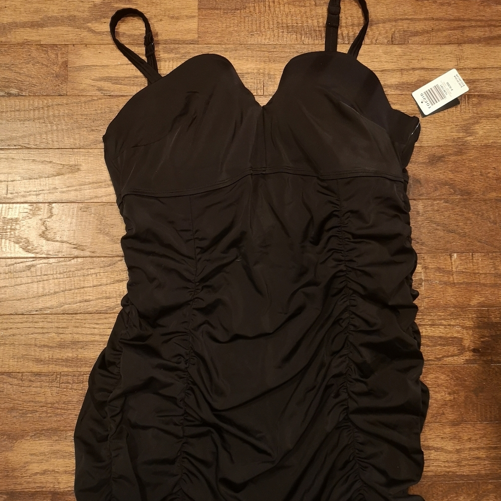 Torrid UNDERWIRE RUCHED RETRO MID-LENGTH SWIM DRESS SZ14/16 DD/DDD - Picture 9 of 9